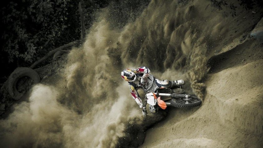 Мотоцикл эндуро ред Булл