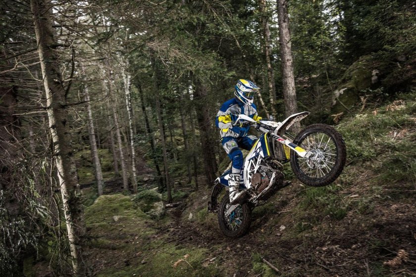 Хускварна Хард эндуро