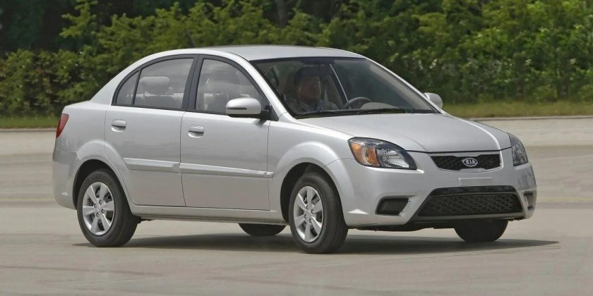 Киа Рио 2 2010 седан