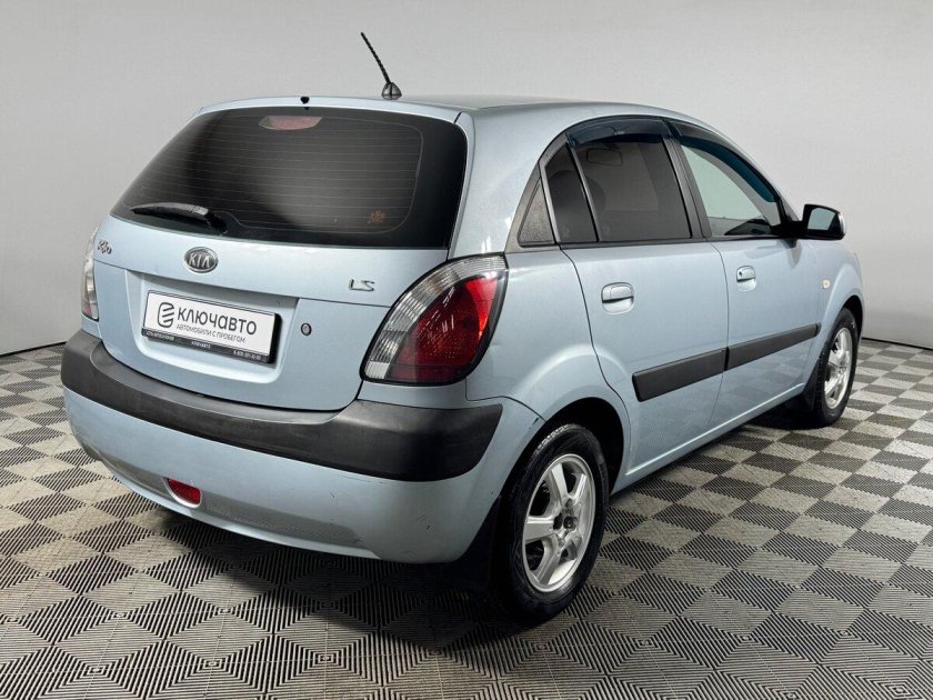 Kia rio 2007