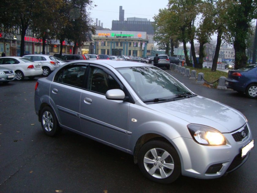 Киа Рио 2 2011