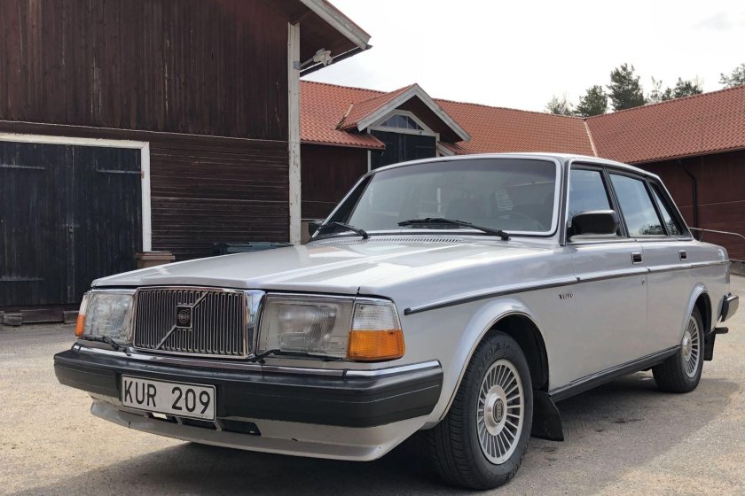 Volvo 240 series 1974 1993