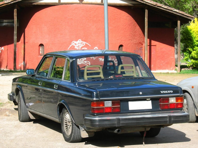 Volvo 264
