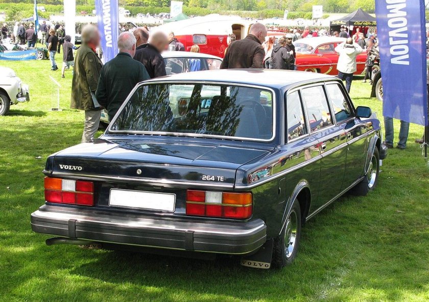 Volvo 264