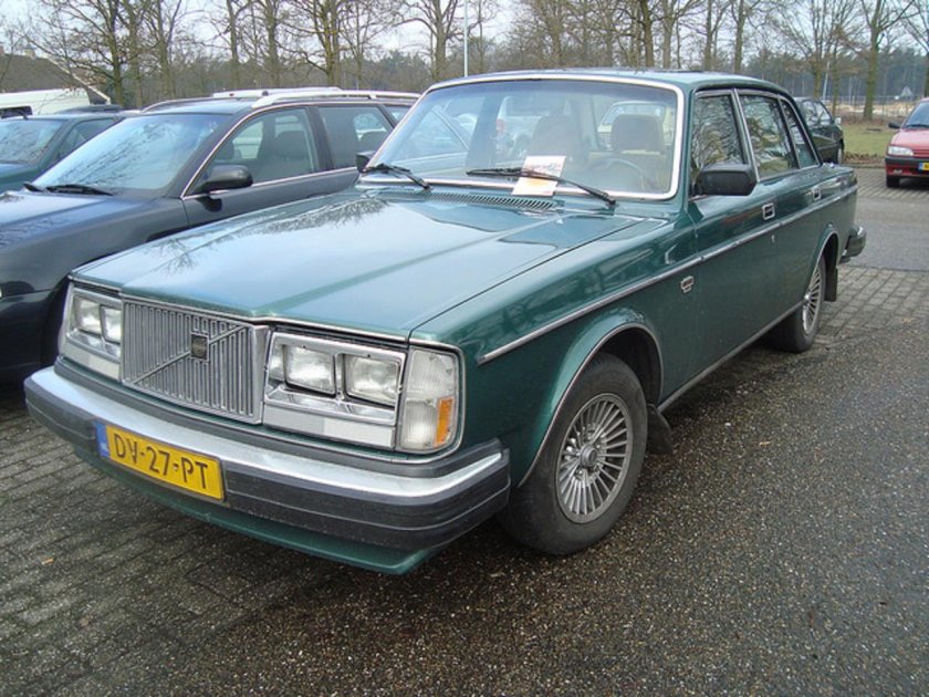 Volvo 264