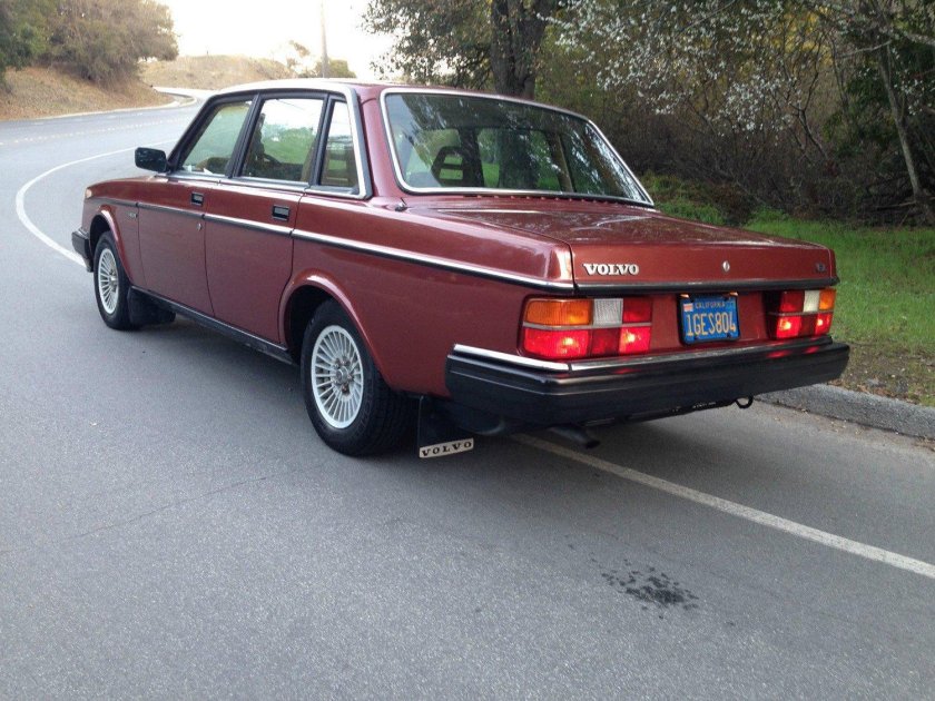 Volvo 244