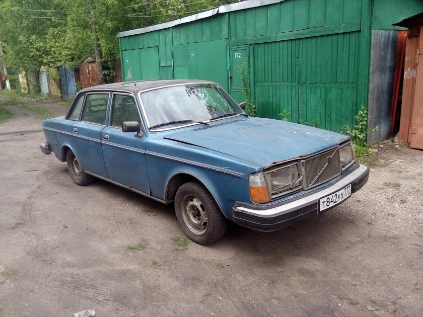 Volvo 264