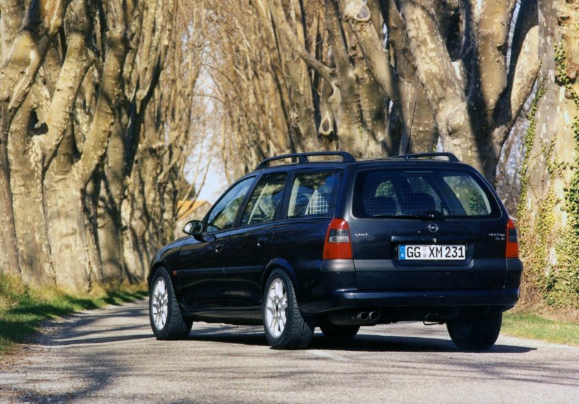 Opel Vectra b универсал 1999