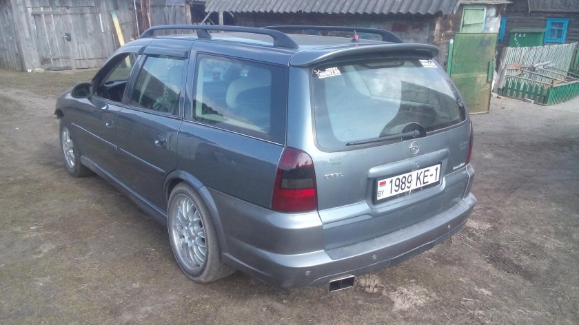 Спойлер Опель Вектра б универсал