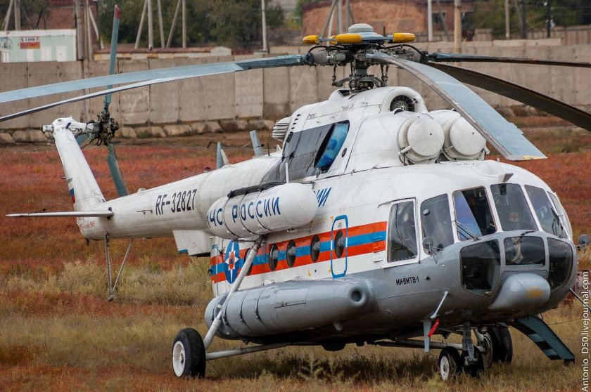 Вертолет ми-8 МЧС России