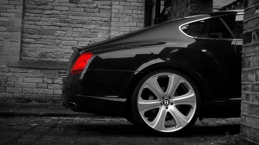 Авто черно белое