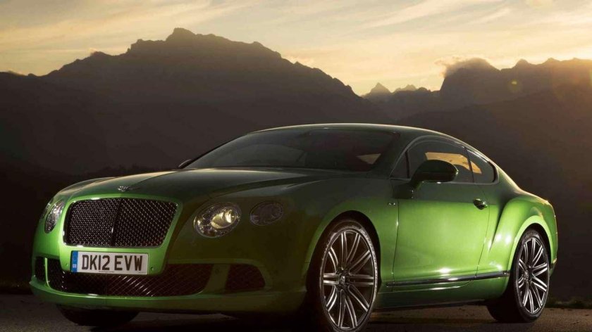 Бентли Континенталь ГТ 2015