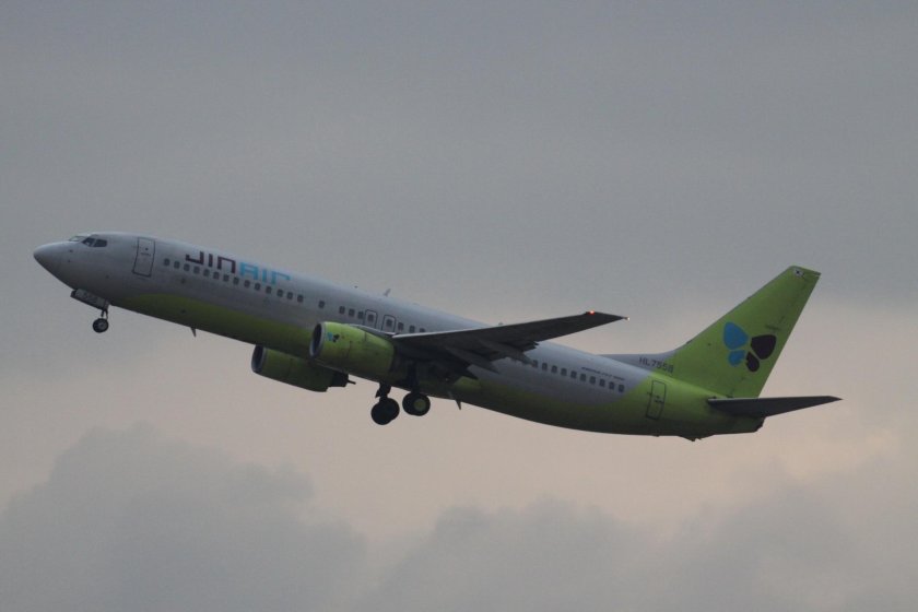 Боинг 737 сомон эйр