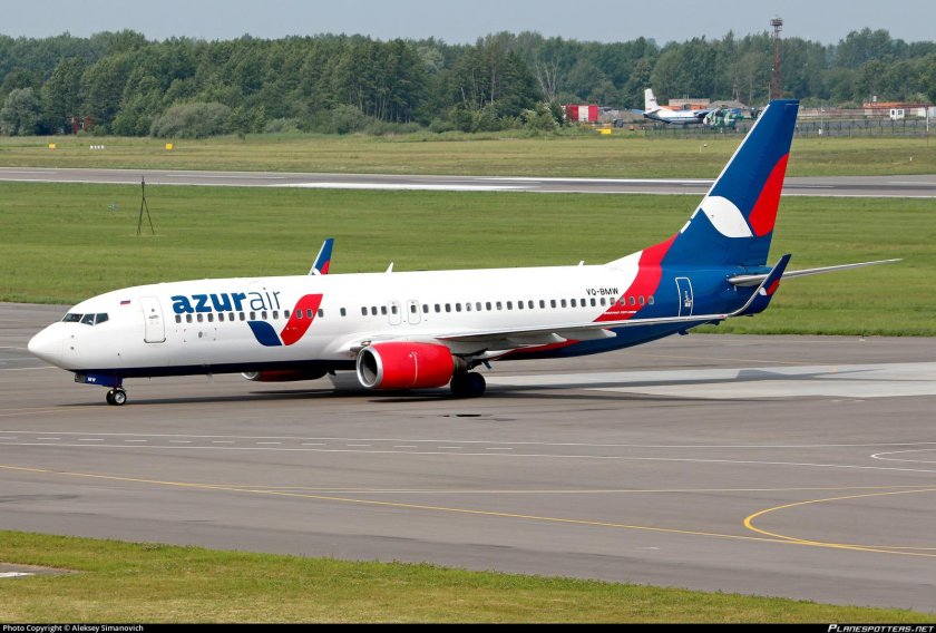 Боинг 737 Azur Air