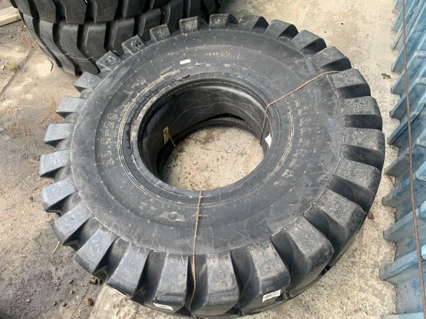 Колесо шина