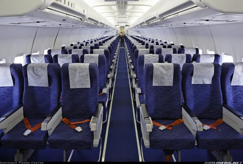 Боинг 757 салон