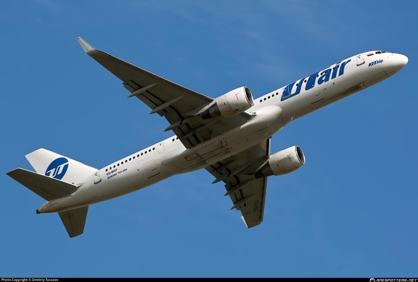 Самолёт Boeing 757 200