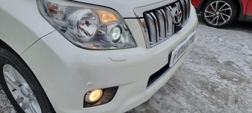 Тойота Прадо 120 лампа в противотуманку