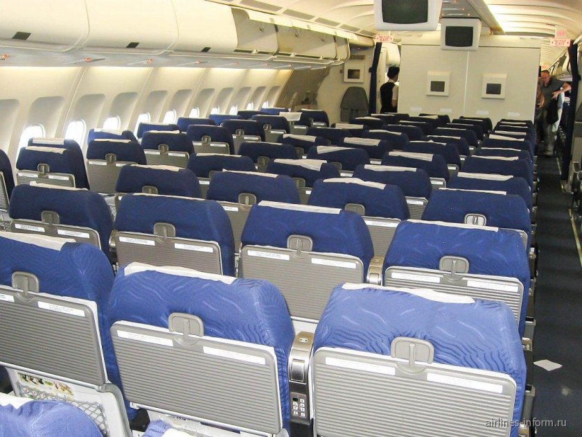 Ай Флай а330-300 салон