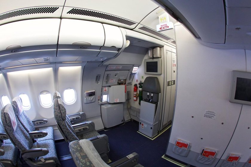 Боинг 747 400 салон