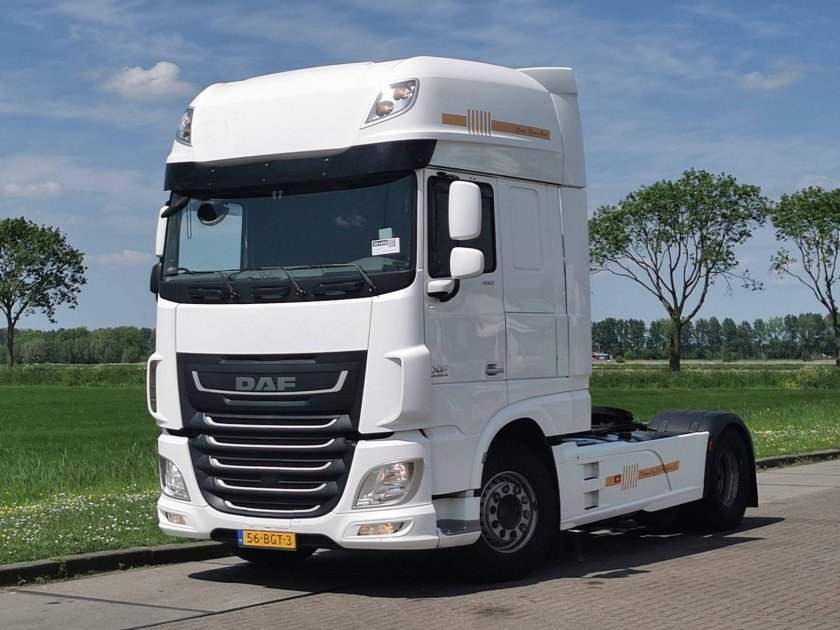 DAF XF 106