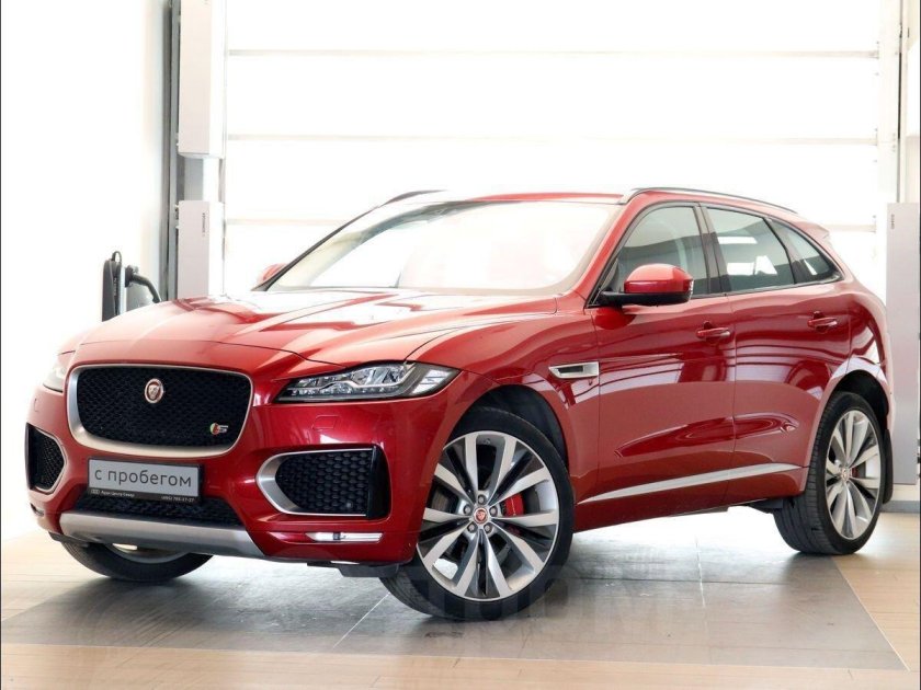 Ягуар джип красный