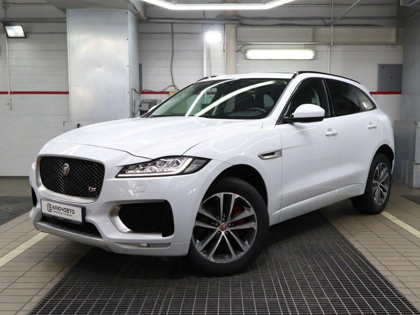 Ягуар ф пэйс