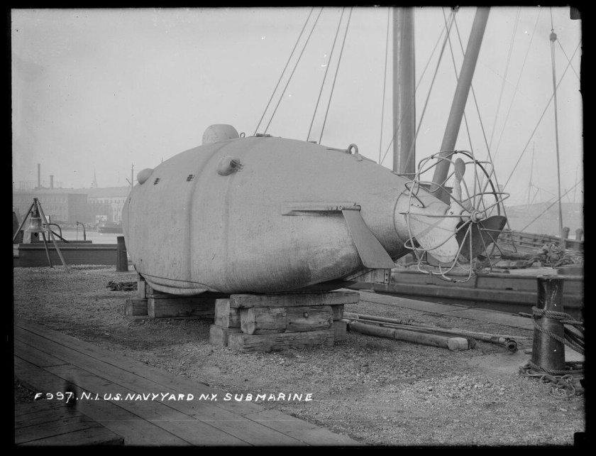 Плунжер подлодка