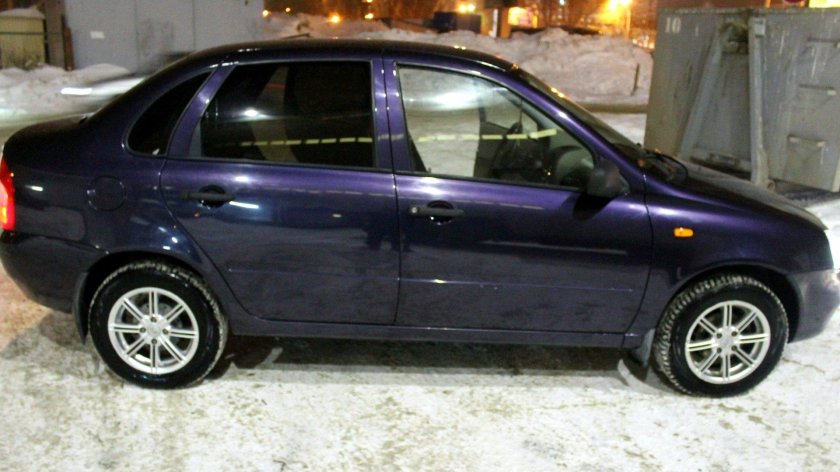 Лада Калина хэтчбек 2007 цвет черника