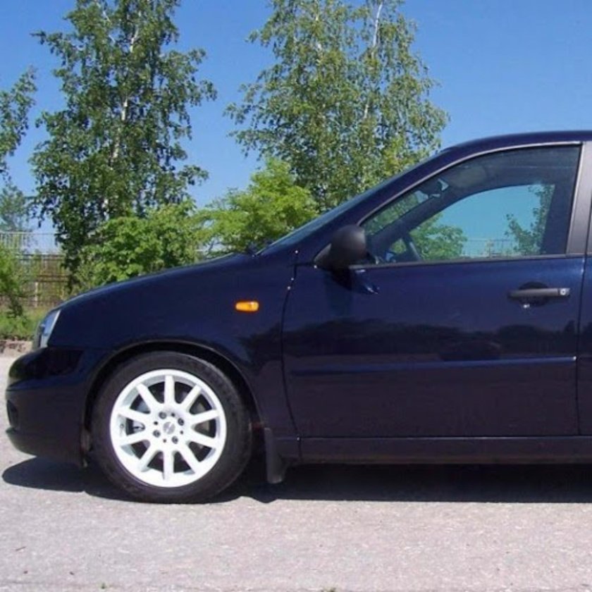 Лада Калина хэтчбек черника