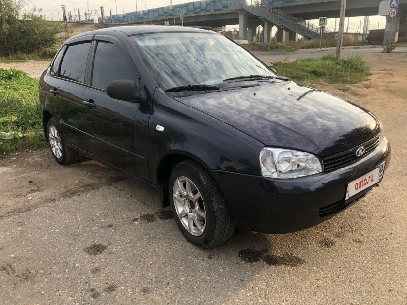 Лада калина седан тёмно синяя