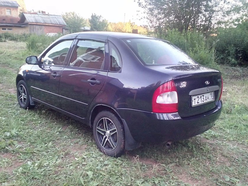 Лада калина седан 2007