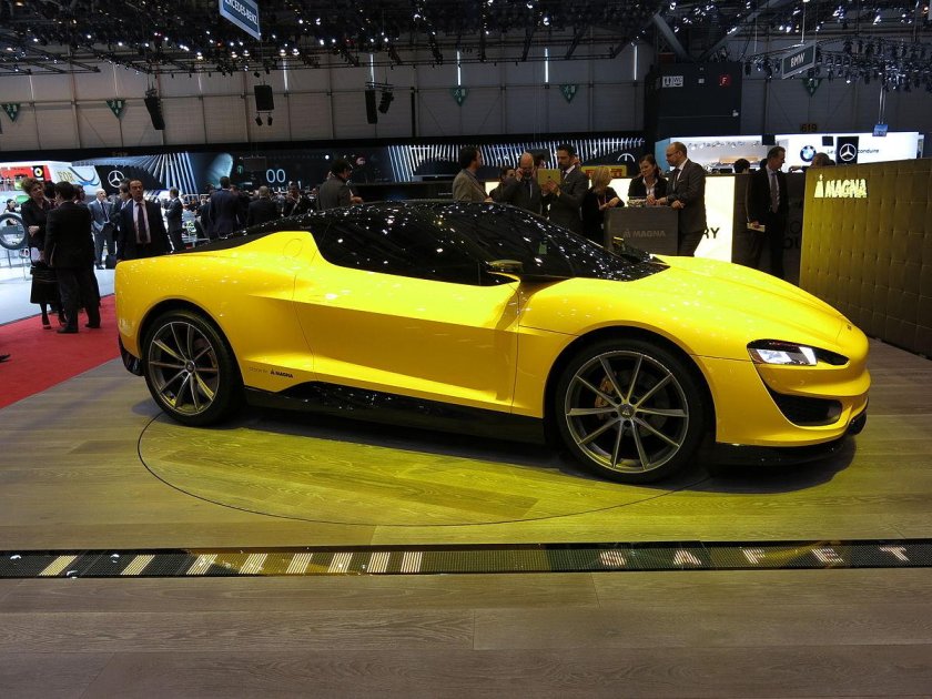 Magna Steyr Mila Plus 2015 года