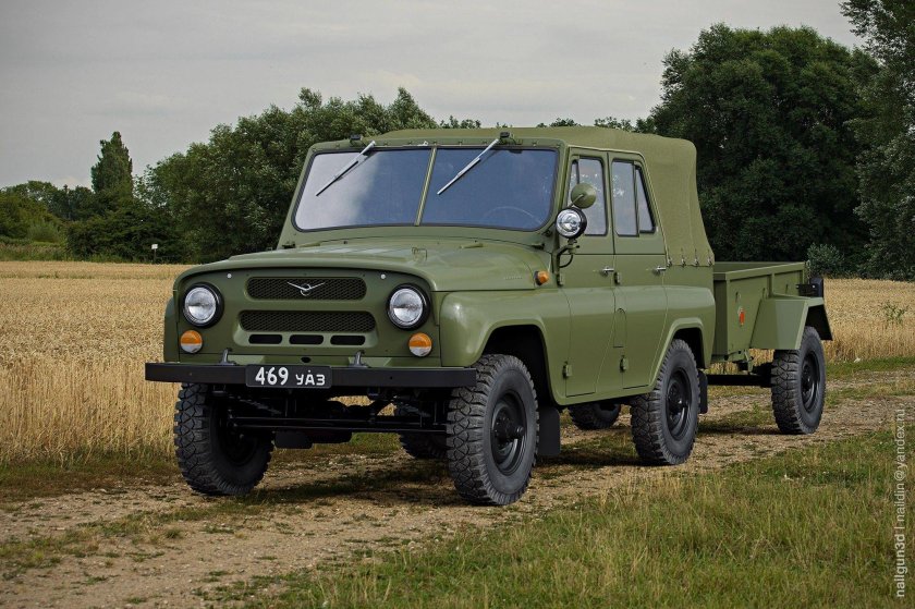 УАЗ-469 внедорожник