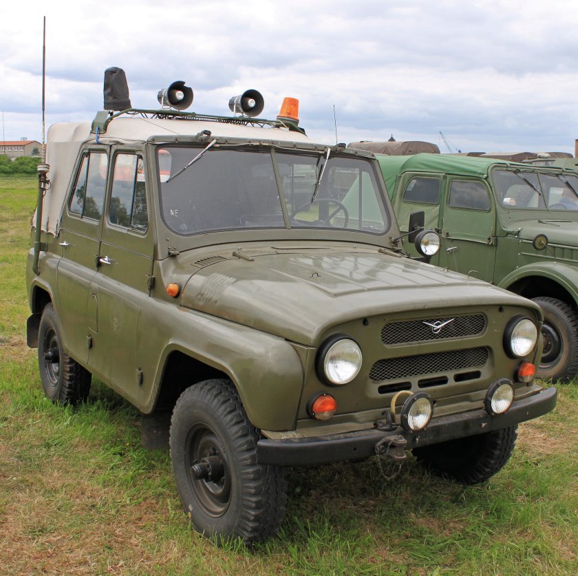 УАЗ 469 боевой