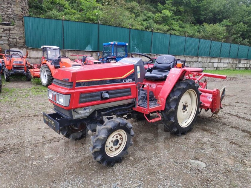 Мини трактор