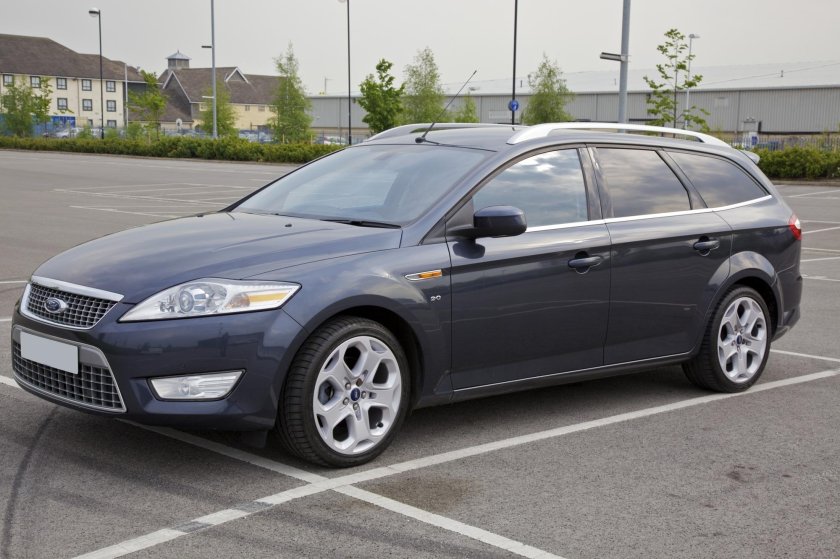 Ford Mondeo универсал 2010