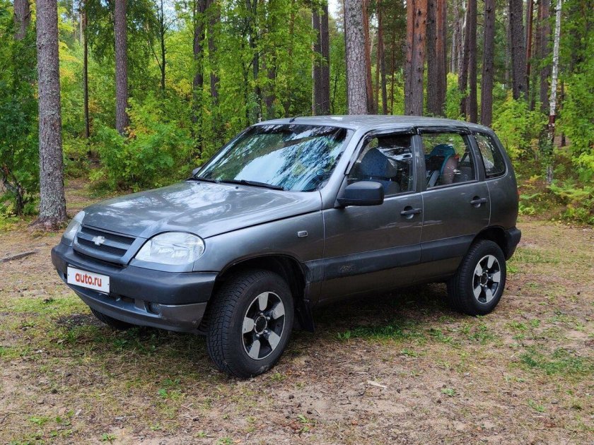 Шевроле Нива 2004