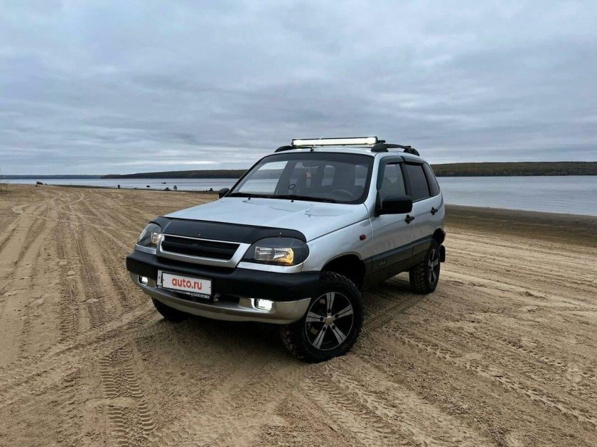 Нива шевроле 2003 серебристый