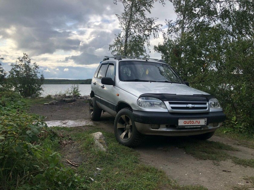 Шевроле нива 2003