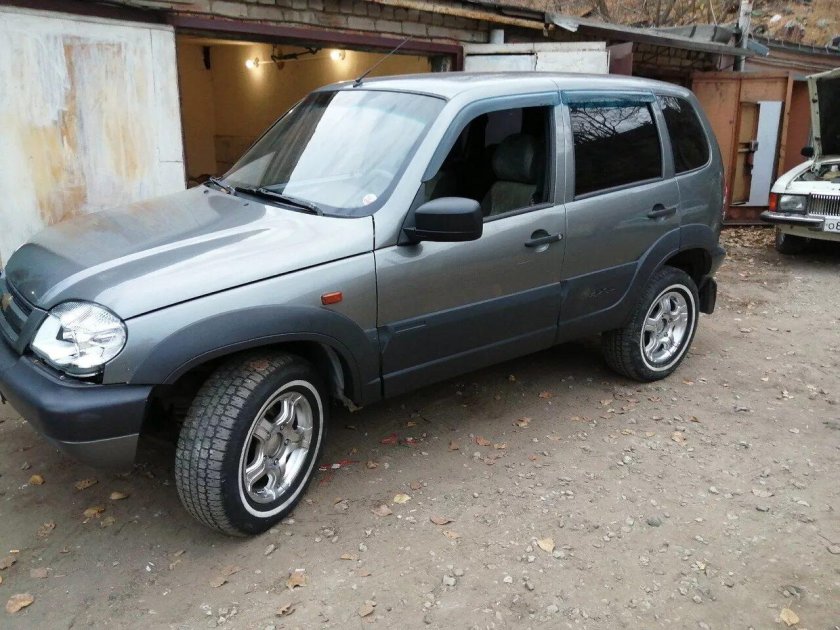 Нива 2123 Бертоне