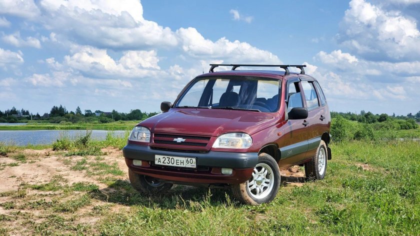 Chevrolet niva 2004
