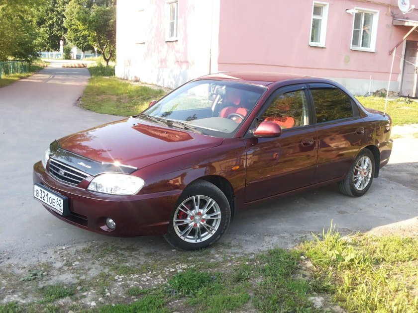 Киа спектра 2007 красный перец