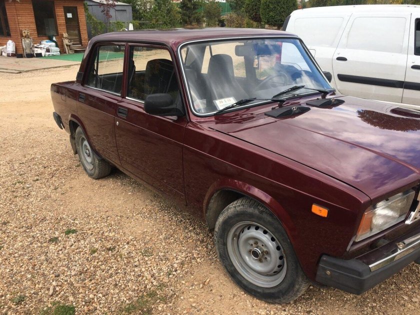 ВАЗ 2107 цвет портвейн металлик