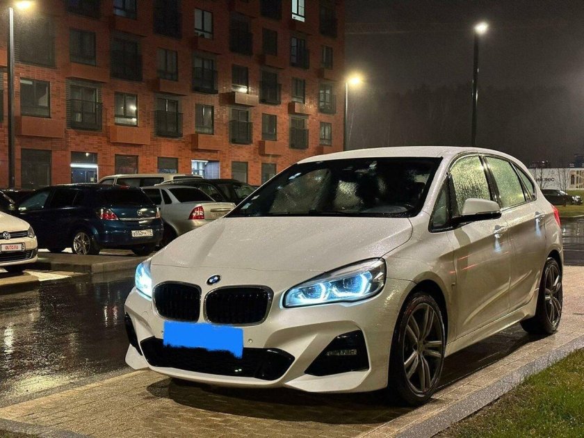 BMW m2 Active Tourer