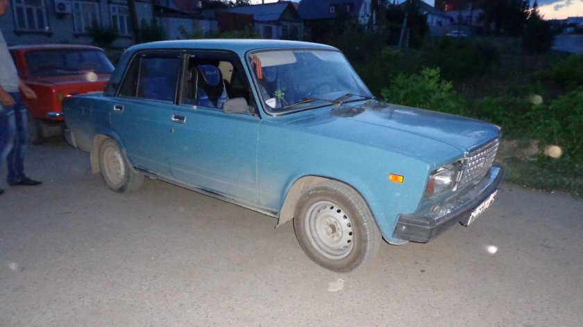 ВАЗ 2107 серо синий цвет