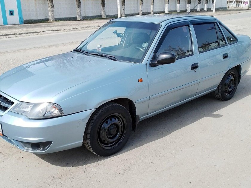 Daewoo nexia 2015