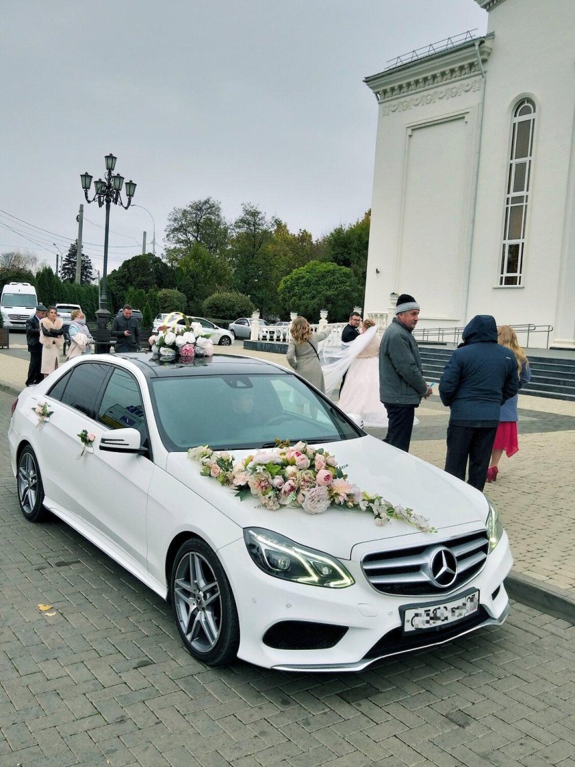 Как украсить мерс 200 на свадьбу