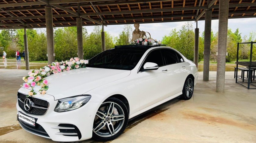 Белый мерседес бенц