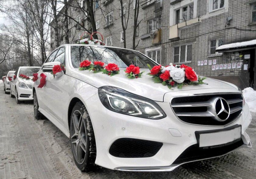 Свадебный кортеж Mercedes-Benz e